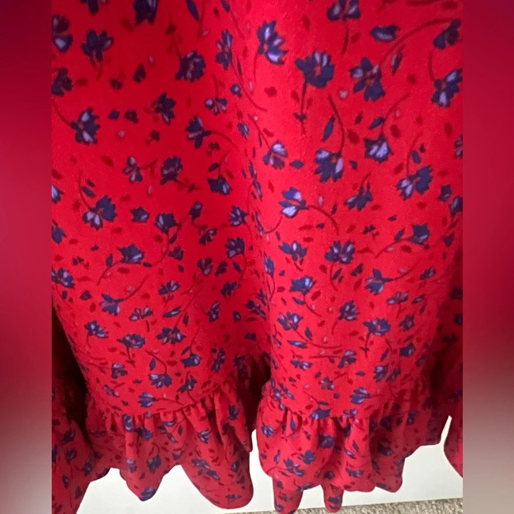 CeCe Size 2X Red Dress with Floral Print, Ruffled Bottom and Sleeves, Breezy - Picture 6 of 7